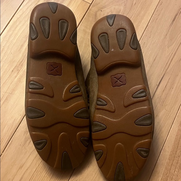 Twisted X Brown Ankle Boots with Floral Embossed Moc Toe - Picture 2 of 3